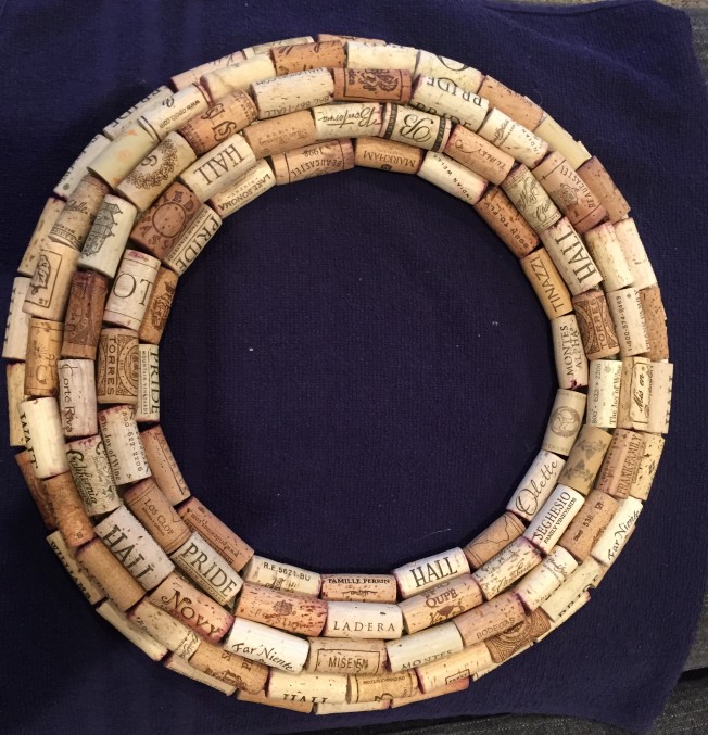 completed-wine-cork-wreath